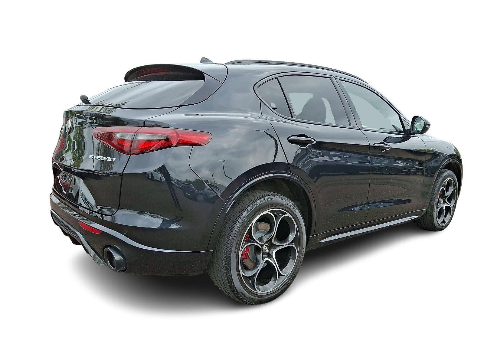 2023 Alfa Romeo Stelvio Veloce AWD