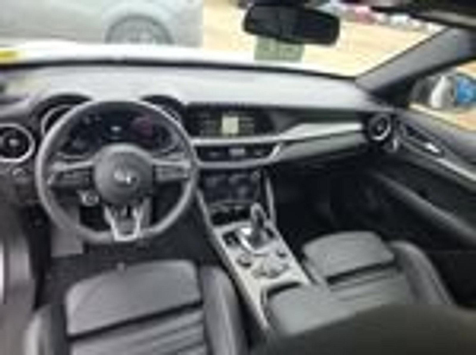 2024 Alfa Romeo Stelvio Veloce AWD