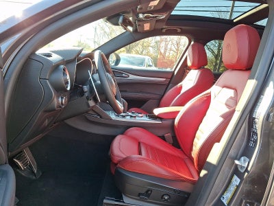 2024 Alfa Romeo Stelvio Veloce AWD