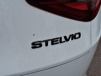 2023 Alfa Romeo Stelvio Estrema AWD