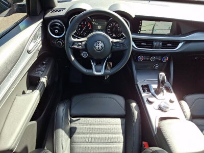 2023 Alfa Romeo Stelvio Veloce AWD
