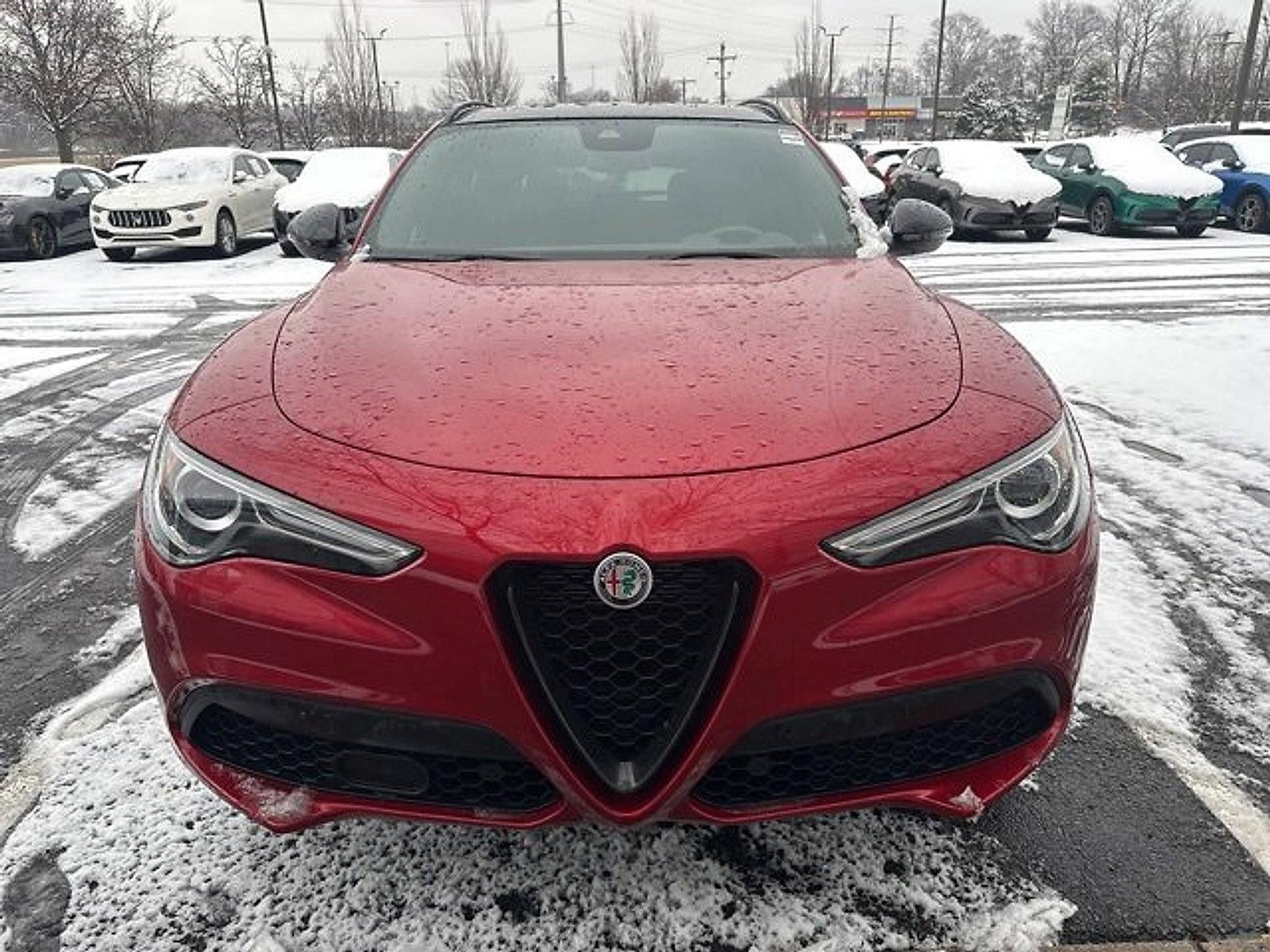 2023 Alfa Romeo Stelvio Veloce AWD