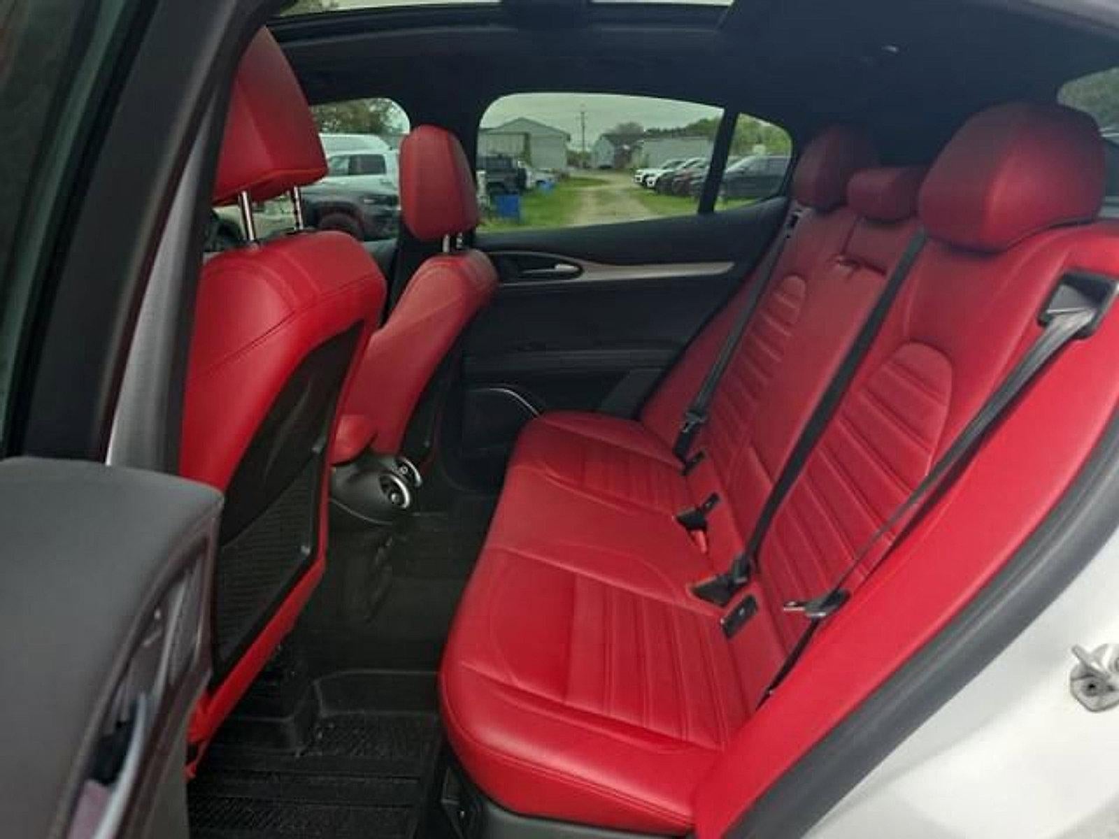 2023 Alfa Romeo Stelvio Veloce AWD