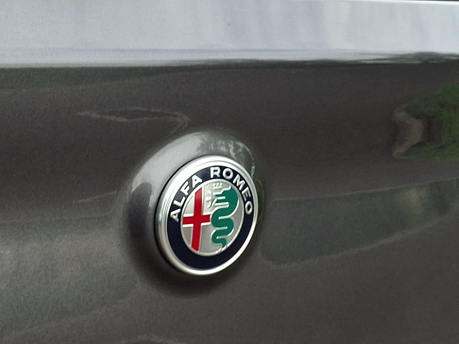 2023 Alfa Romeo Stelvio Veloce AWD