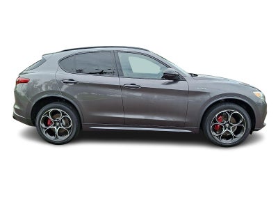 2023 Alfa Romeo Stelvio Veloce AWD
