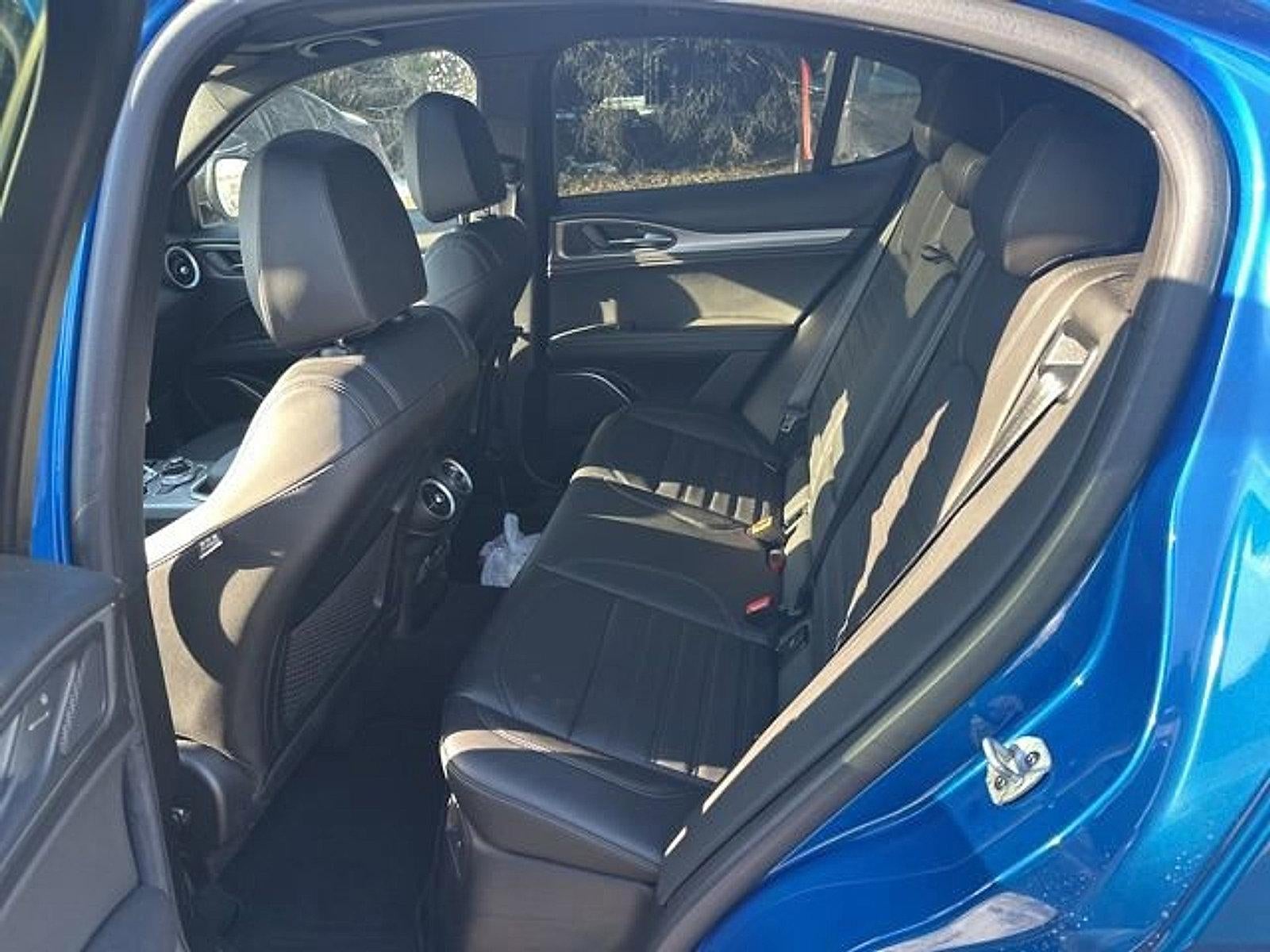 2023 Alfa Romeo Stelvio Veloce AWD