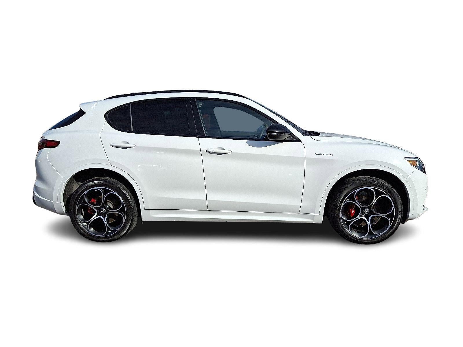2023 Alfa Romeo Stelvio Veloce AWD