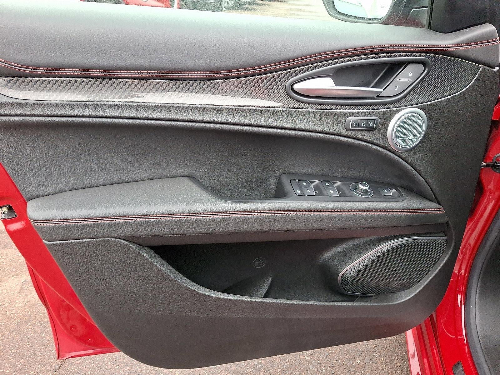 2023 Alfa Romeo Stelvio Estrema AWD