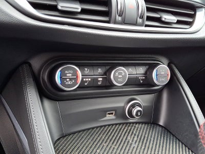 2023 Alfa Romeo Stelvio Estrema AWD