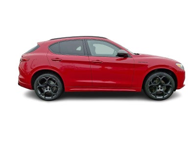 2023 Alfa Romeo Stelvio Estrema AWD