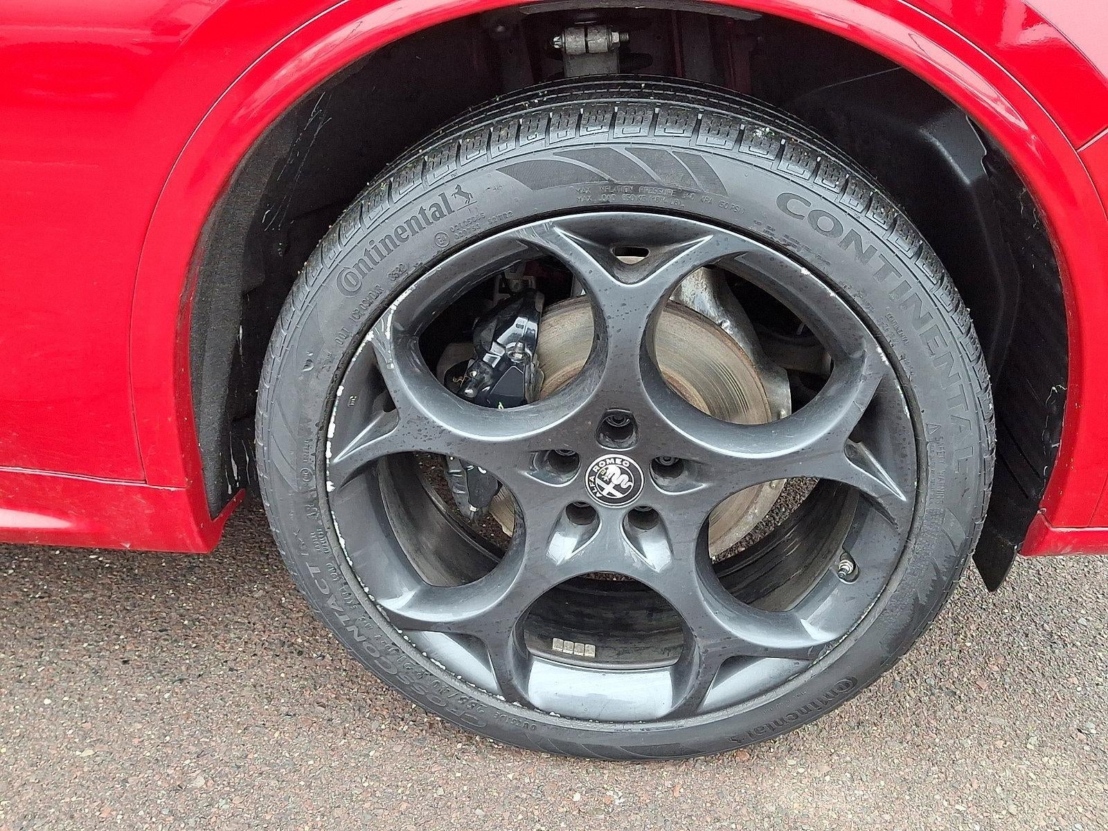 2023 Alfa Romeo Stelvio Estrema AWD