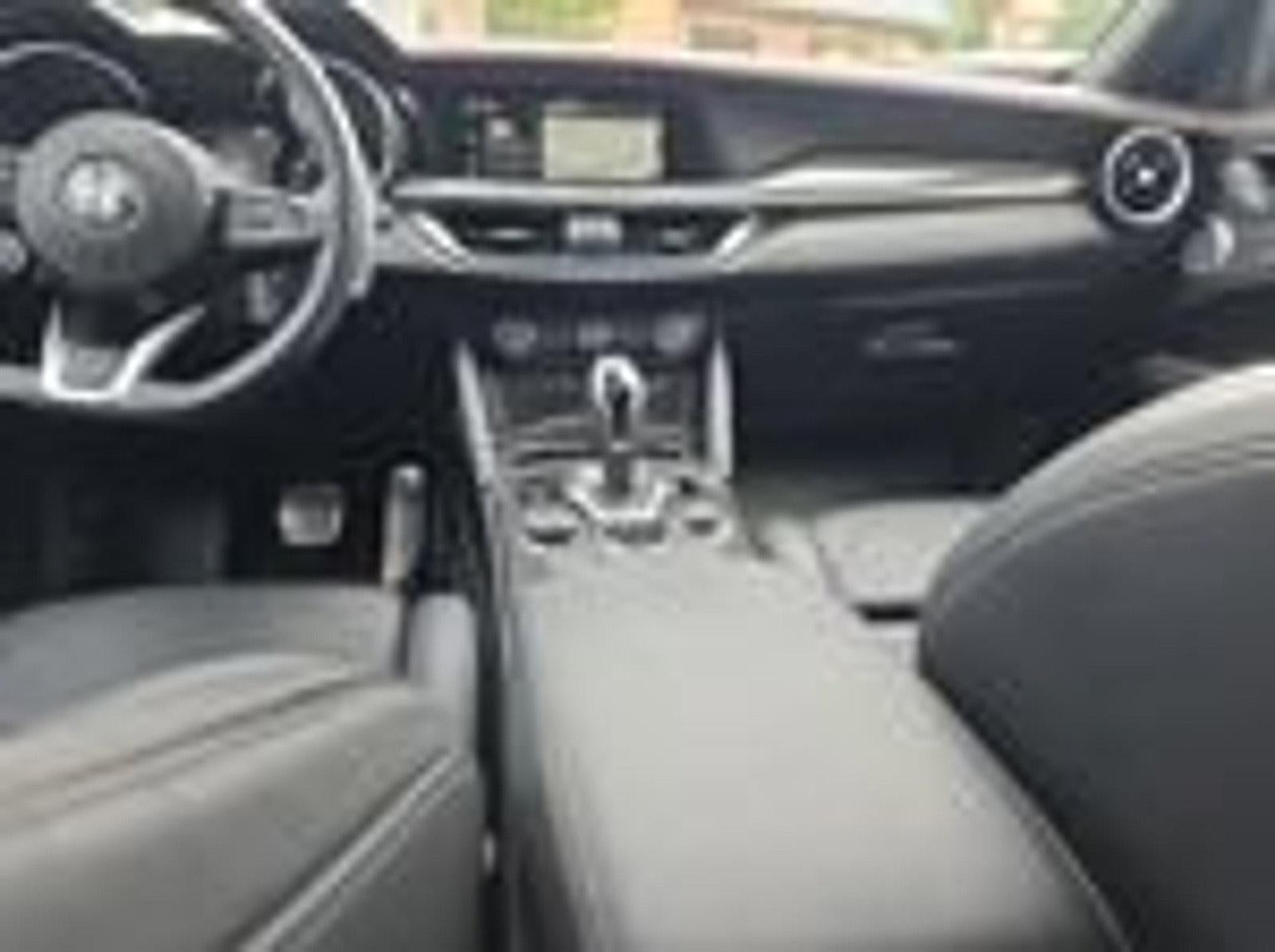 2023 Alfa Romeo Stelvio Estrema AWD