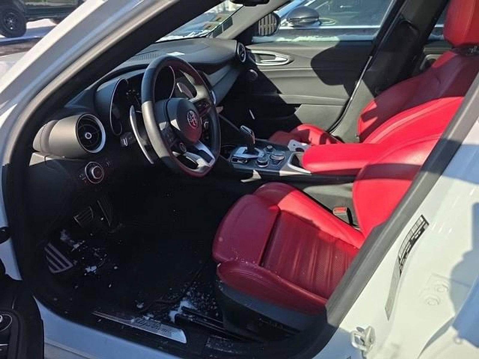 2024 Alfa Romeo Stelvio Veloce AWD