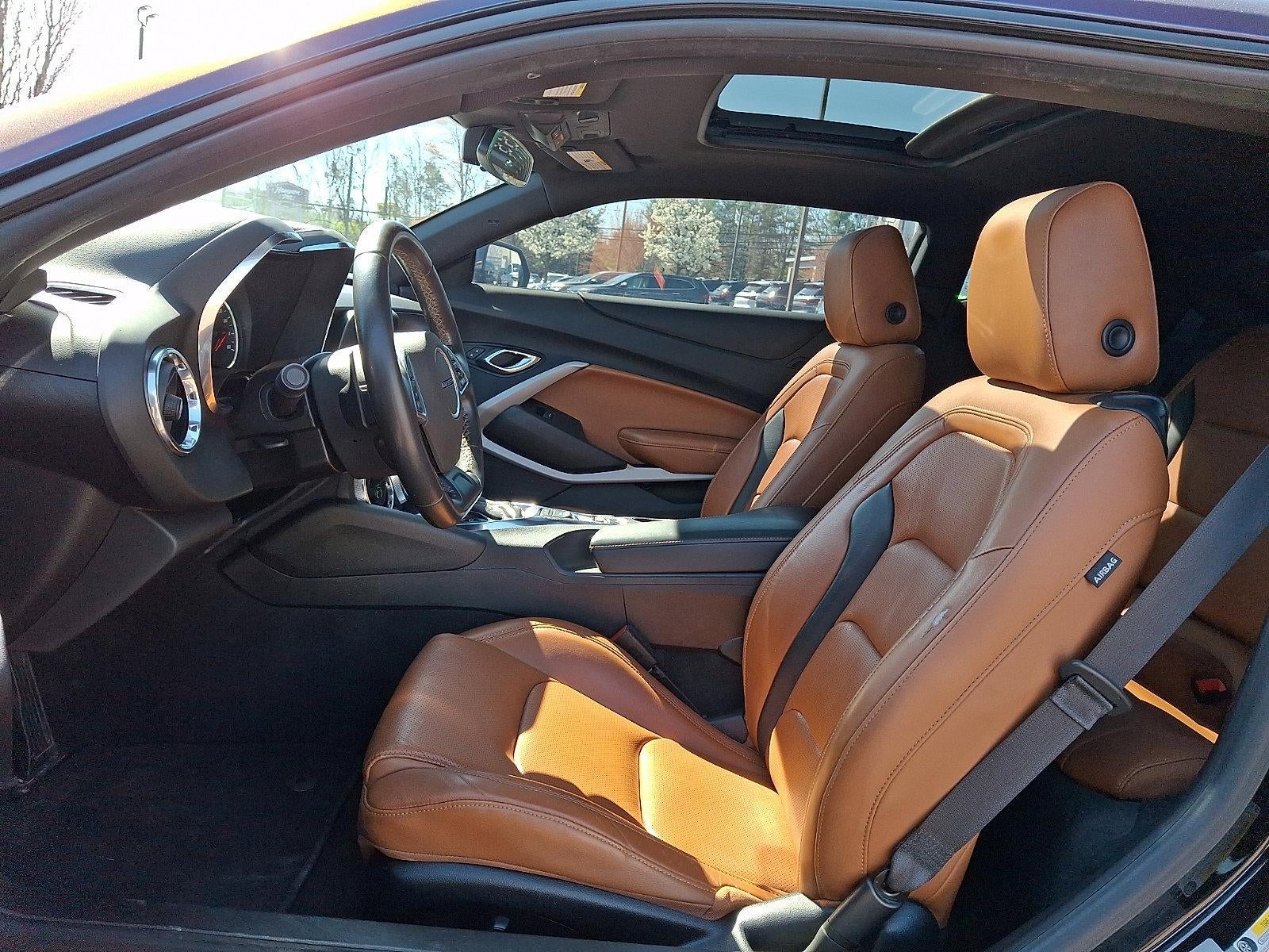 2021 Chevrolet Camaro 2dr Coupe 2LT