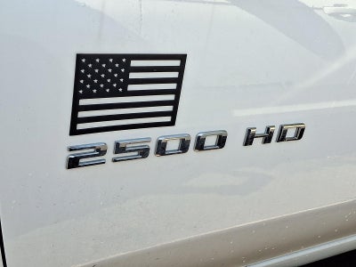 2024 Chevrolet Silverado 2500 HD Crew Cab Standard Box 4-Wheel Drive Custom