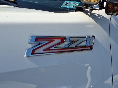 2024 Chevrolet Silverado 2500 HD Crew Cab Standard Box 4-Wheel Drive Custom