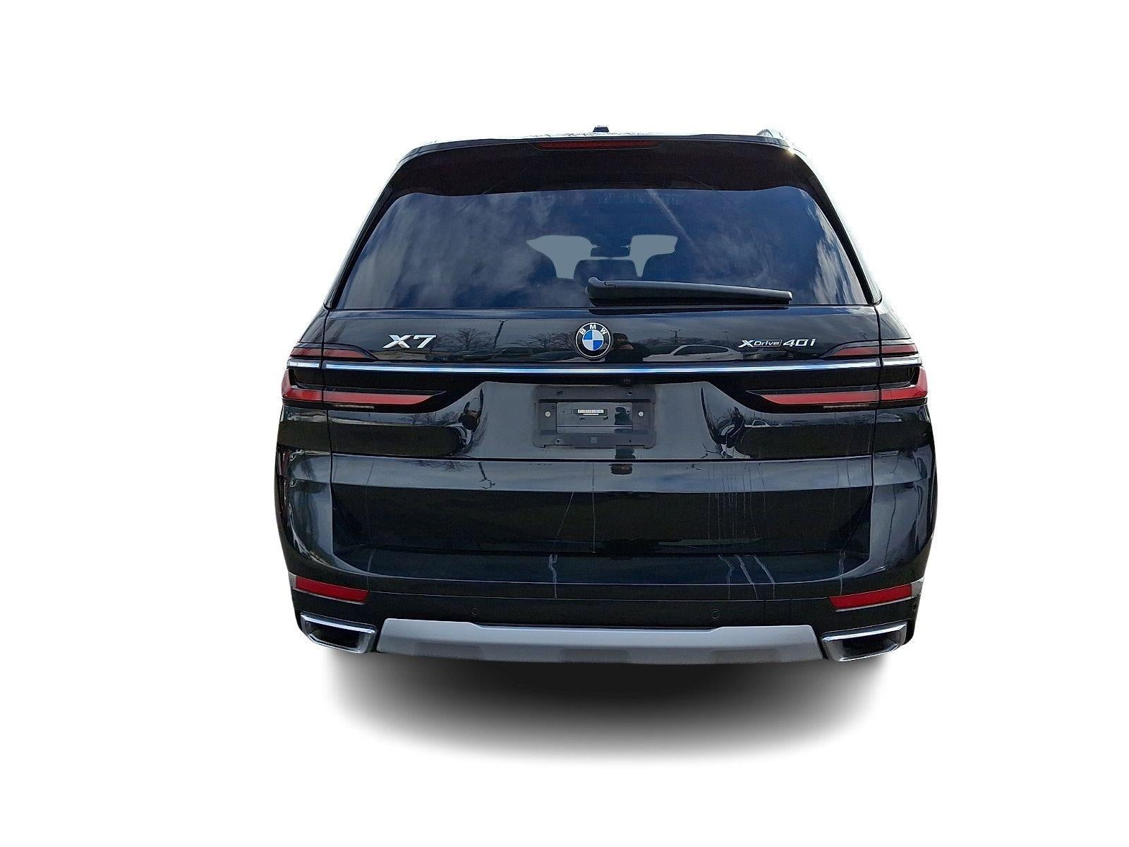 2023 BMW X7 xDrive40i Sports Activity Vehicle