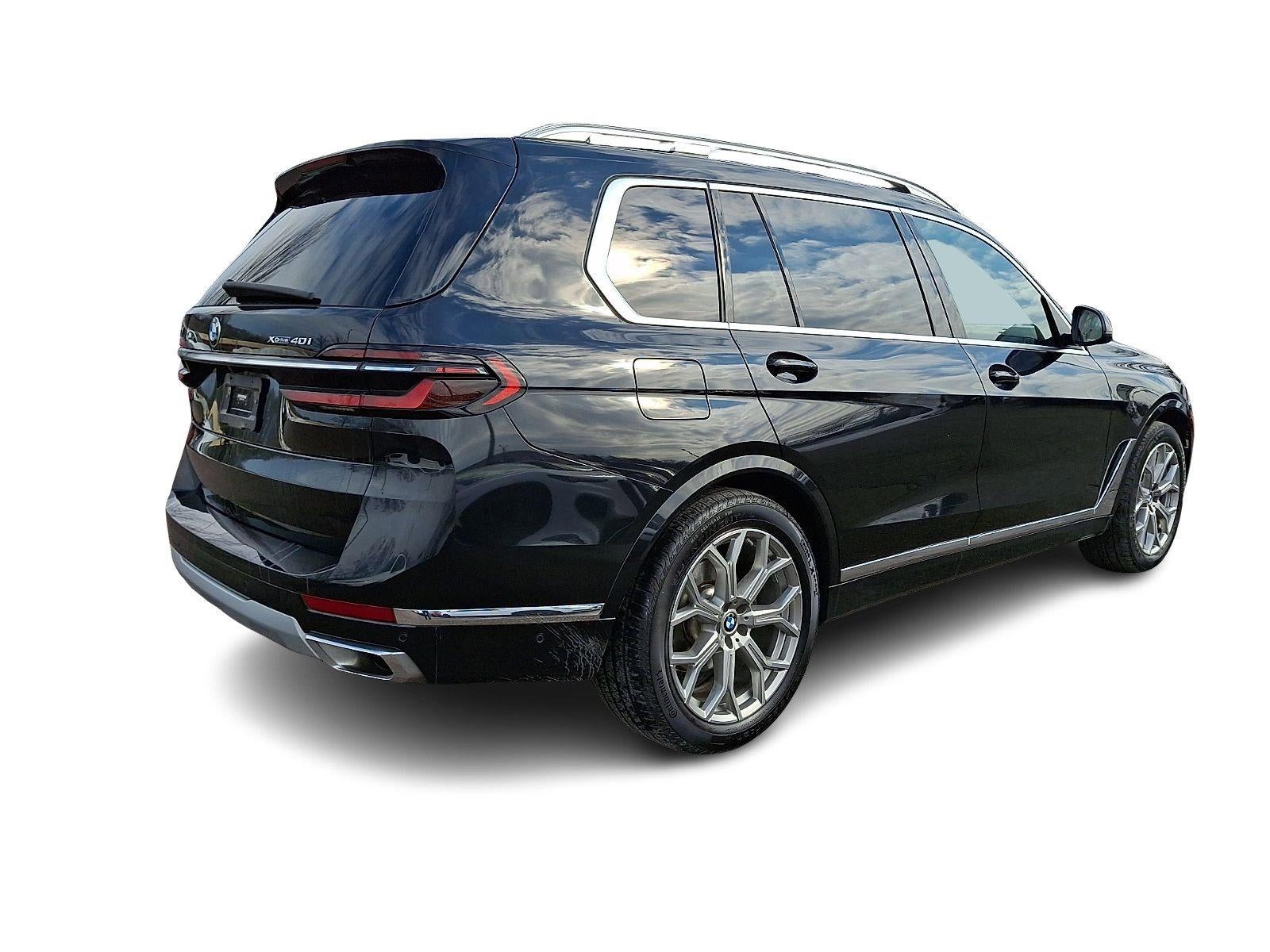 2023 BMW X7 xDrive40i Sports Activity Vehicle