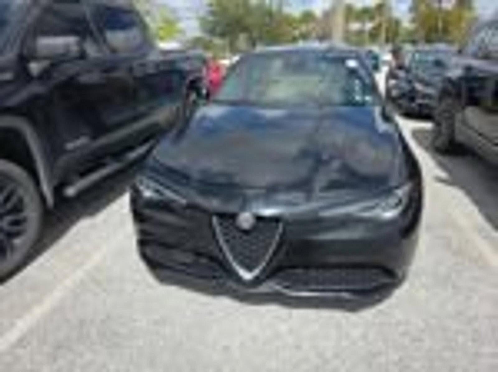 2023 Alfa Romeo Giulia Lusso AWD