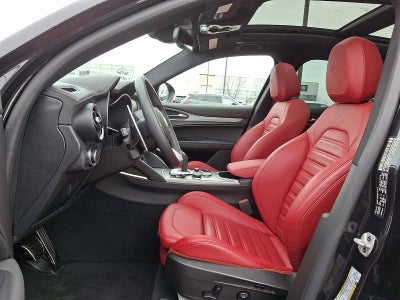 2022 Alfa Romeo Stelvio Veloce AWD