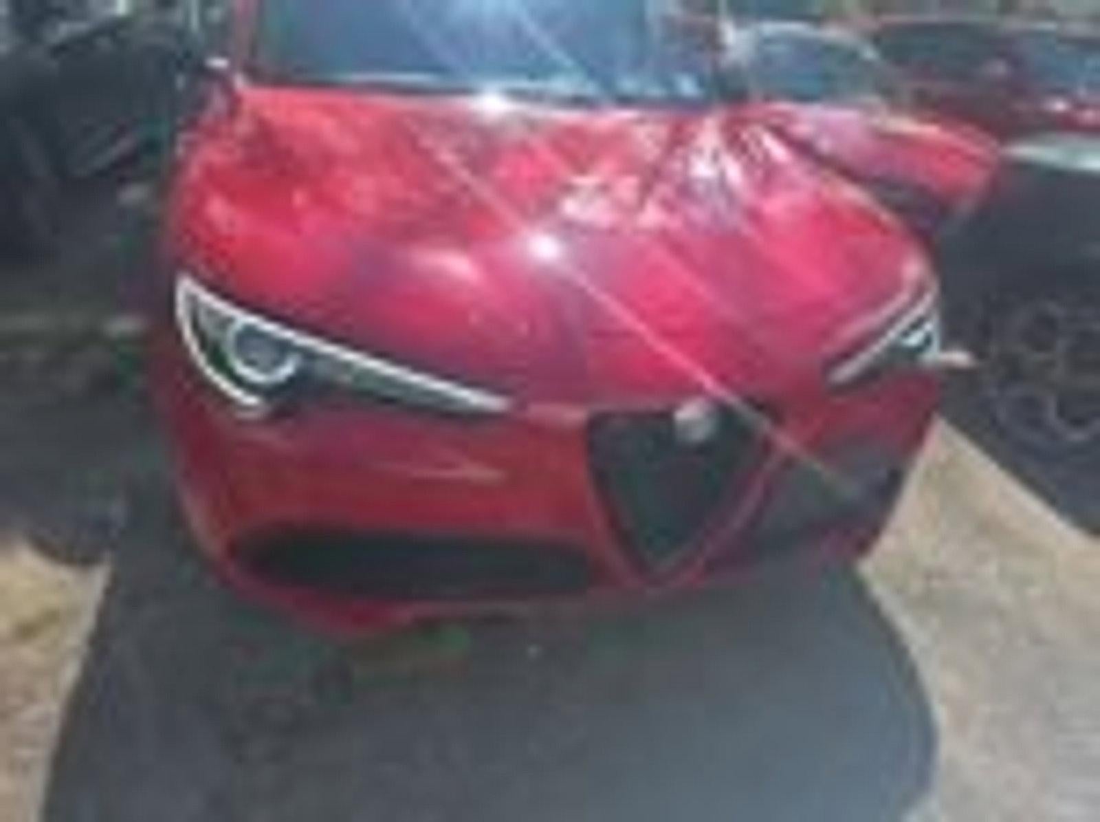 2023 Alfa Romeo Stelvio Estrema AWD