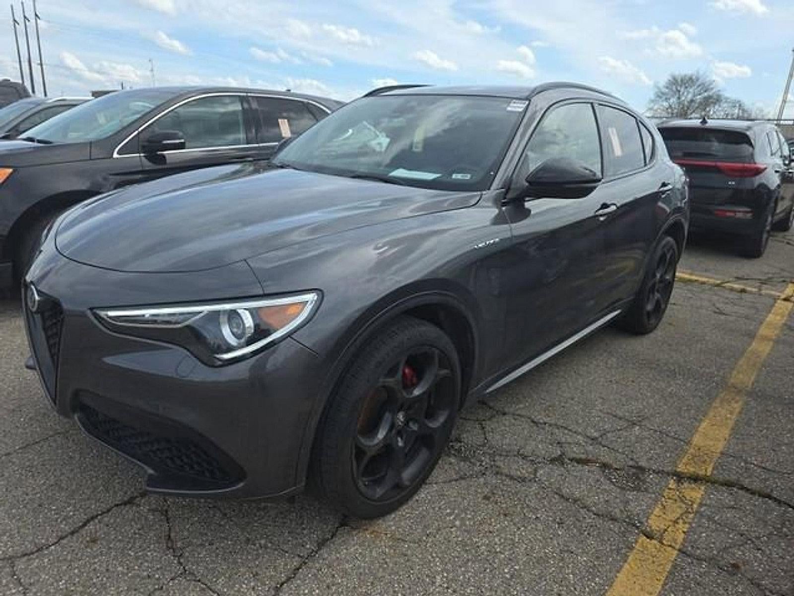 2023 Alfa Romeo Stelvio Veloce AWD