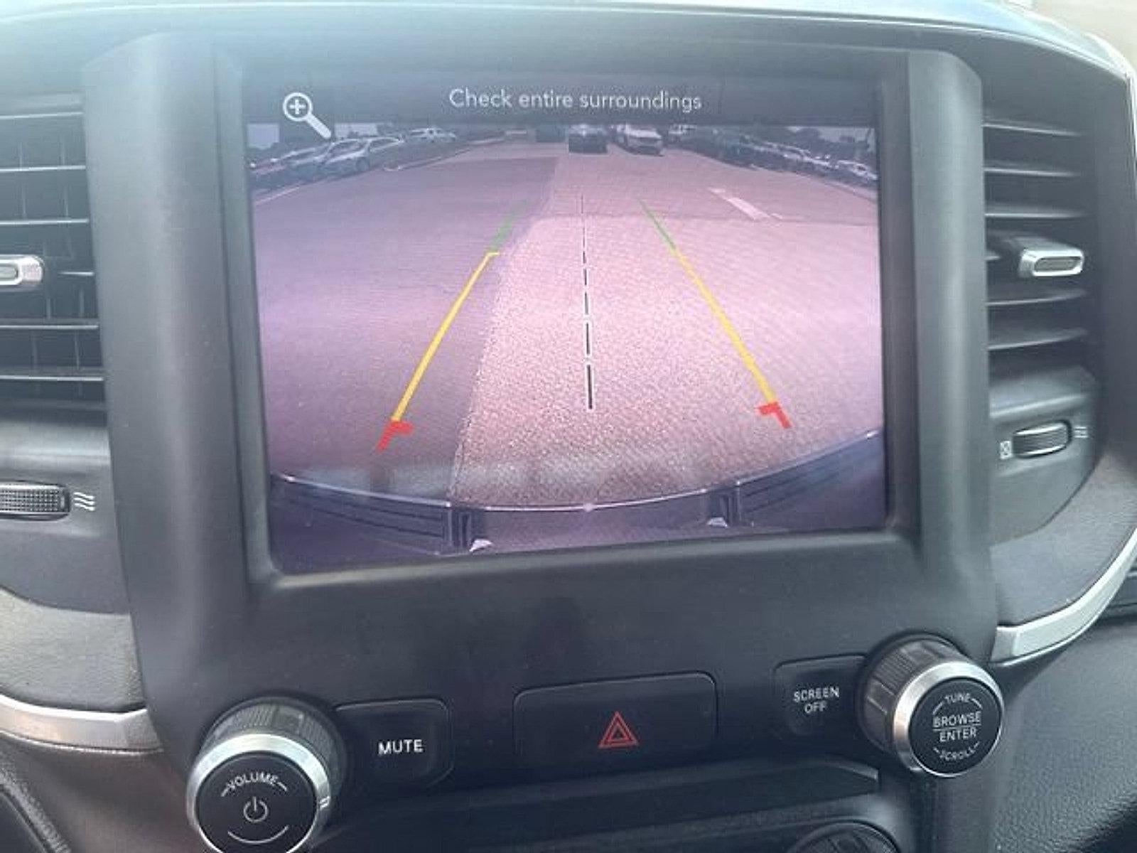 2020 RAM 1500 Big Horn 4x4 Crew Cab 5'7" Box