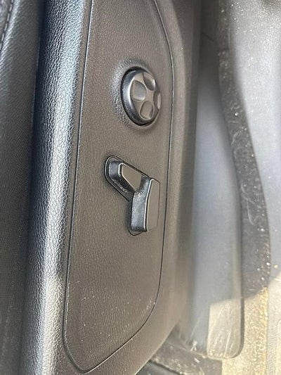 2020 RAM 1500 Big Horn 4x4 Crew Cab 5'7" Box