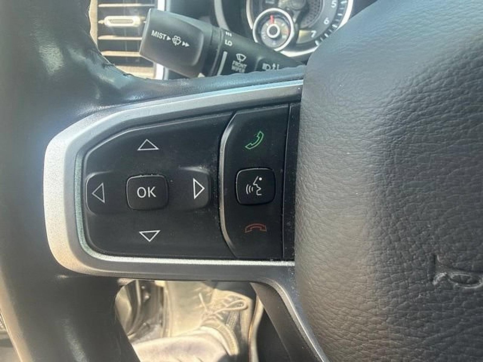 2020 RAM 1500 Big Horn 4x4 Crew Cab 5'7" Box