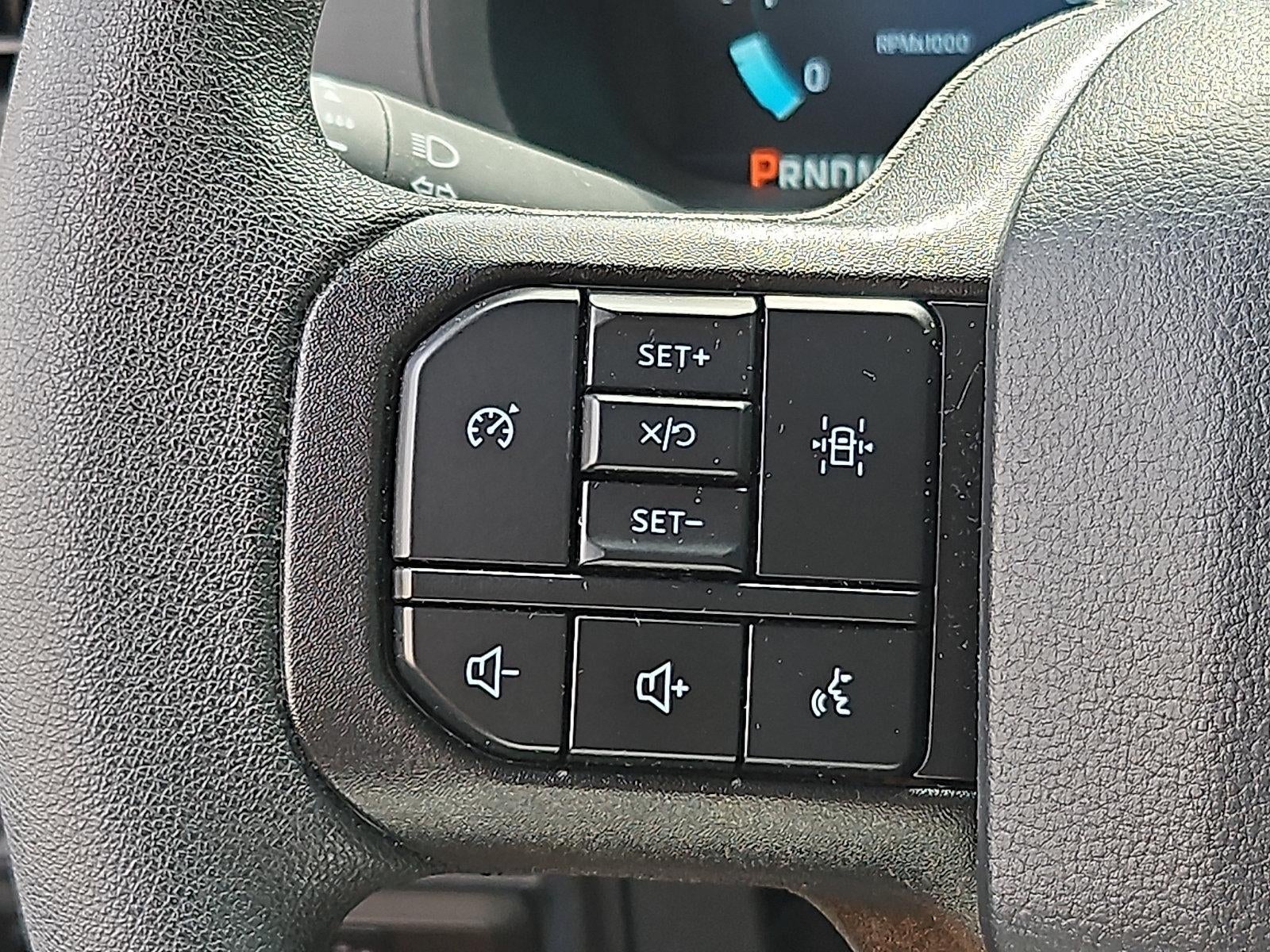 2025 Ford F-150 STX 4WD SuperCrew 5.5' Box