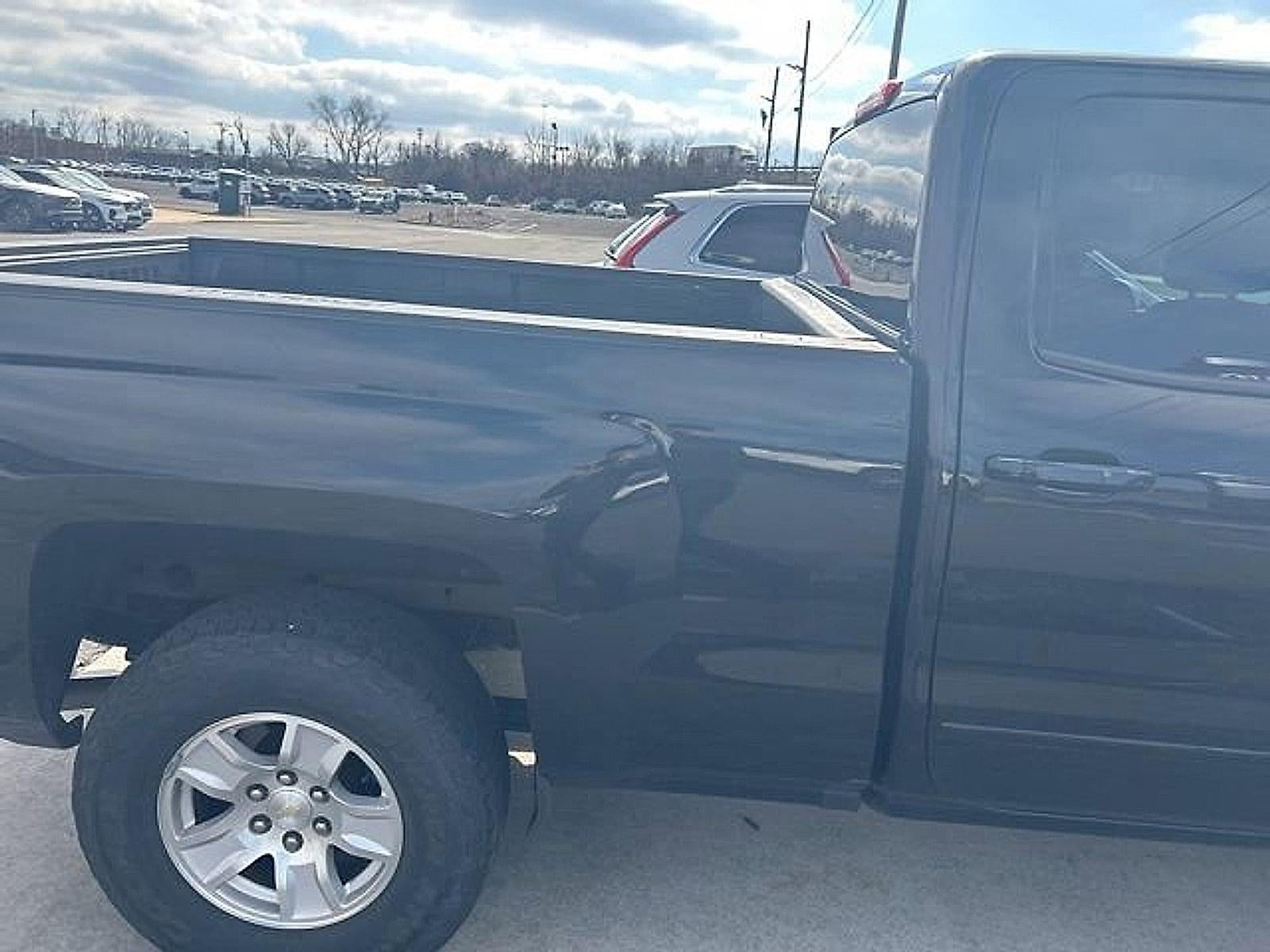 2018 Chevrolet Silverado 1500 Double Cab Standard Box 4-Wheel Drive LT