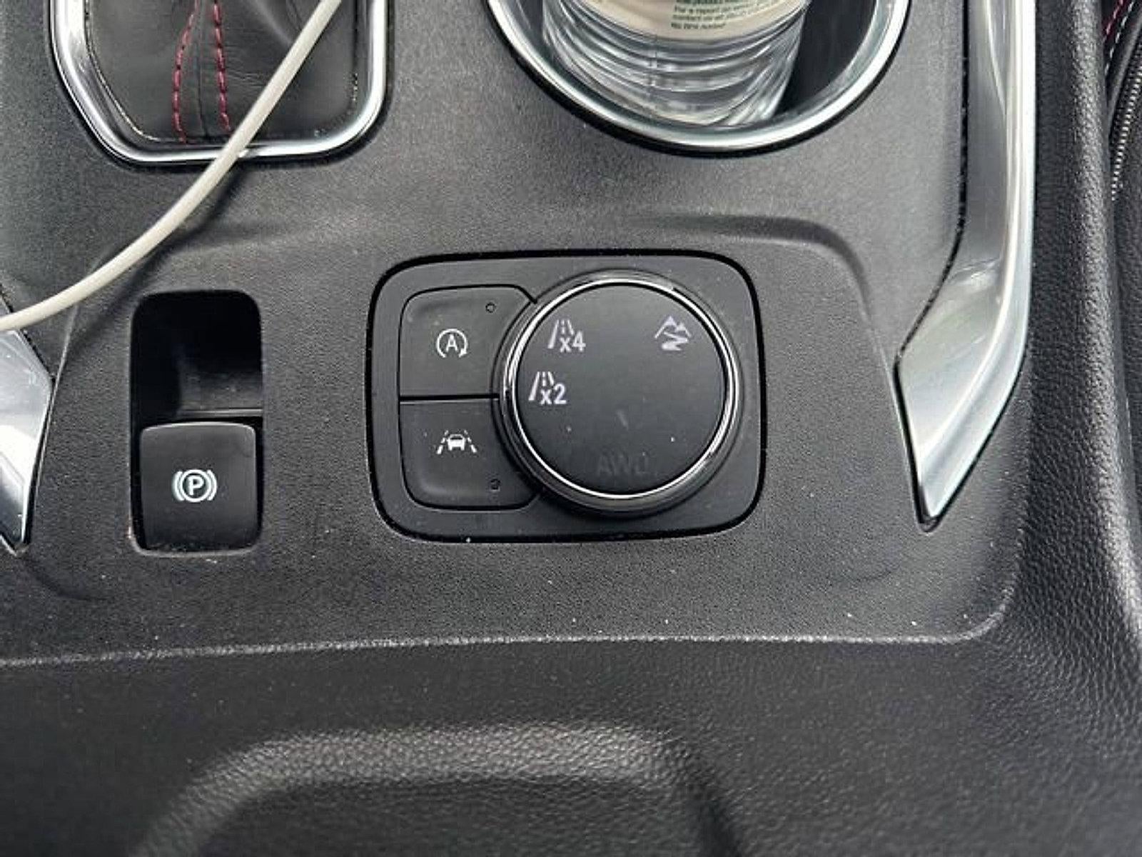 2022 Chevrolet Traverse AWD 2LT