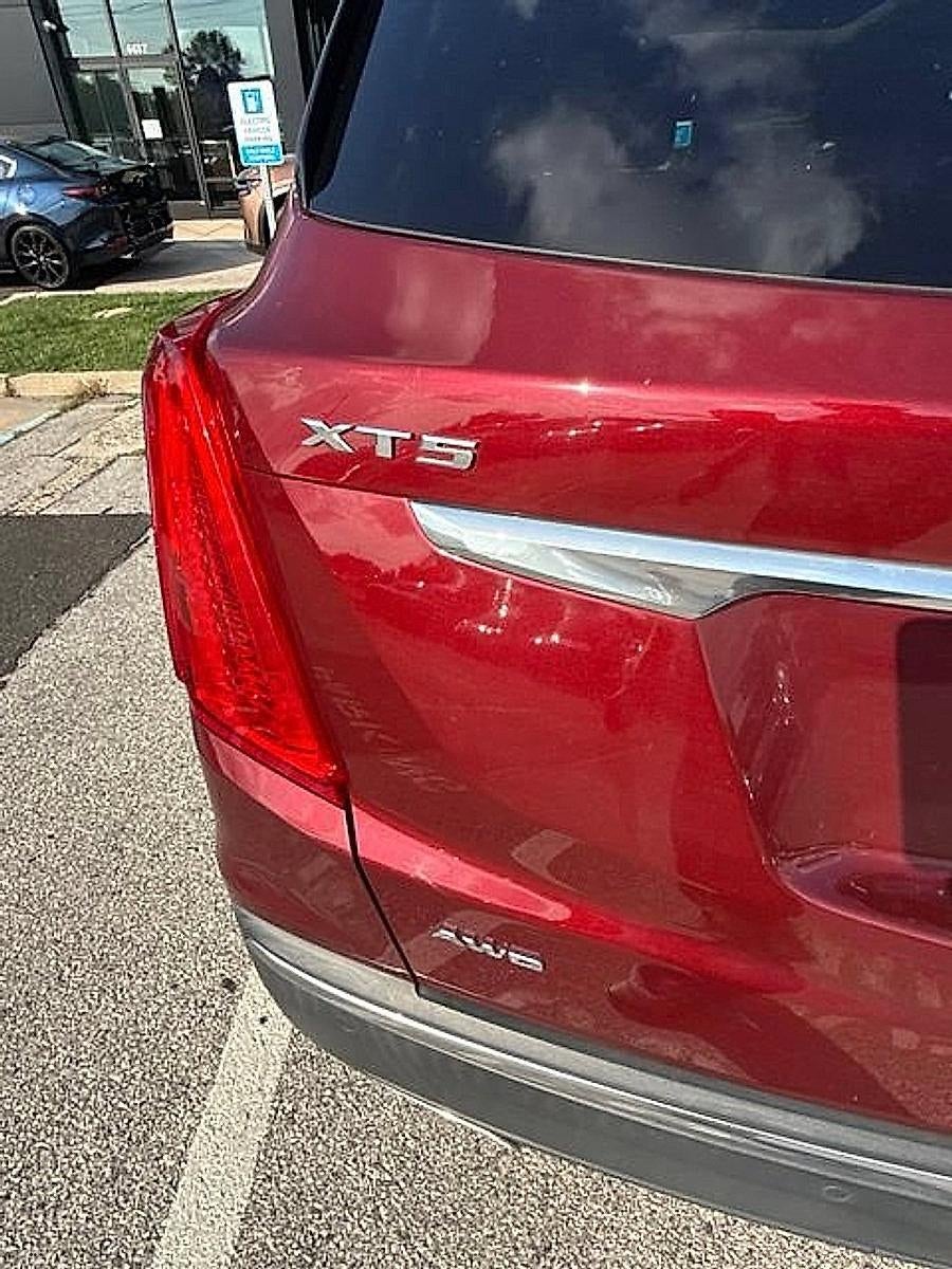 2017 Cadillac XT5 AWD 4dr Luxury