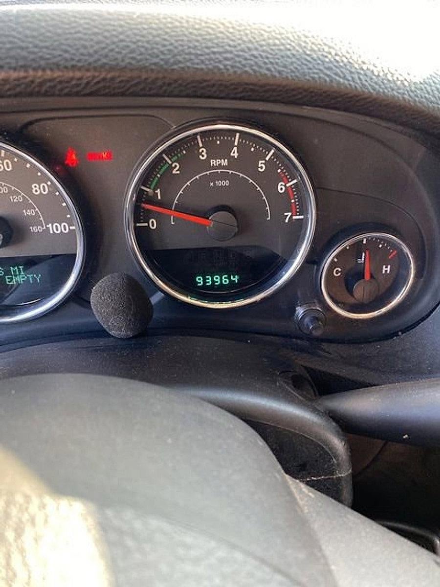2011 Jeep Wrangler Unlimited 4WD 4dr Sahara