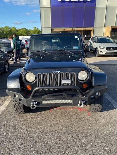 2011 Jeep Wrangler Unlimited 4WD 4dr Sahara