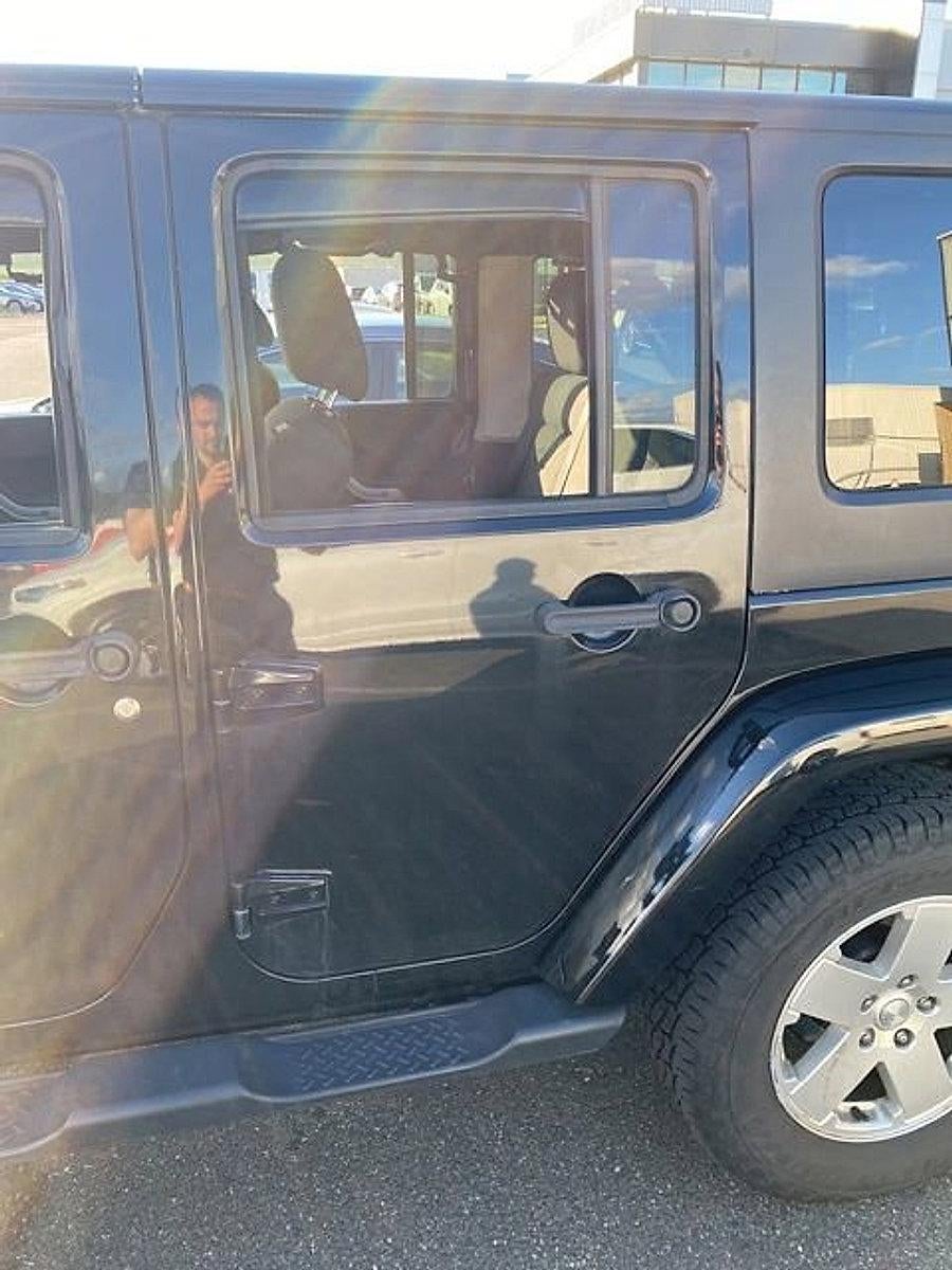 2011 Jeep Wrangler Unlimited 4WD 4dr Sahara