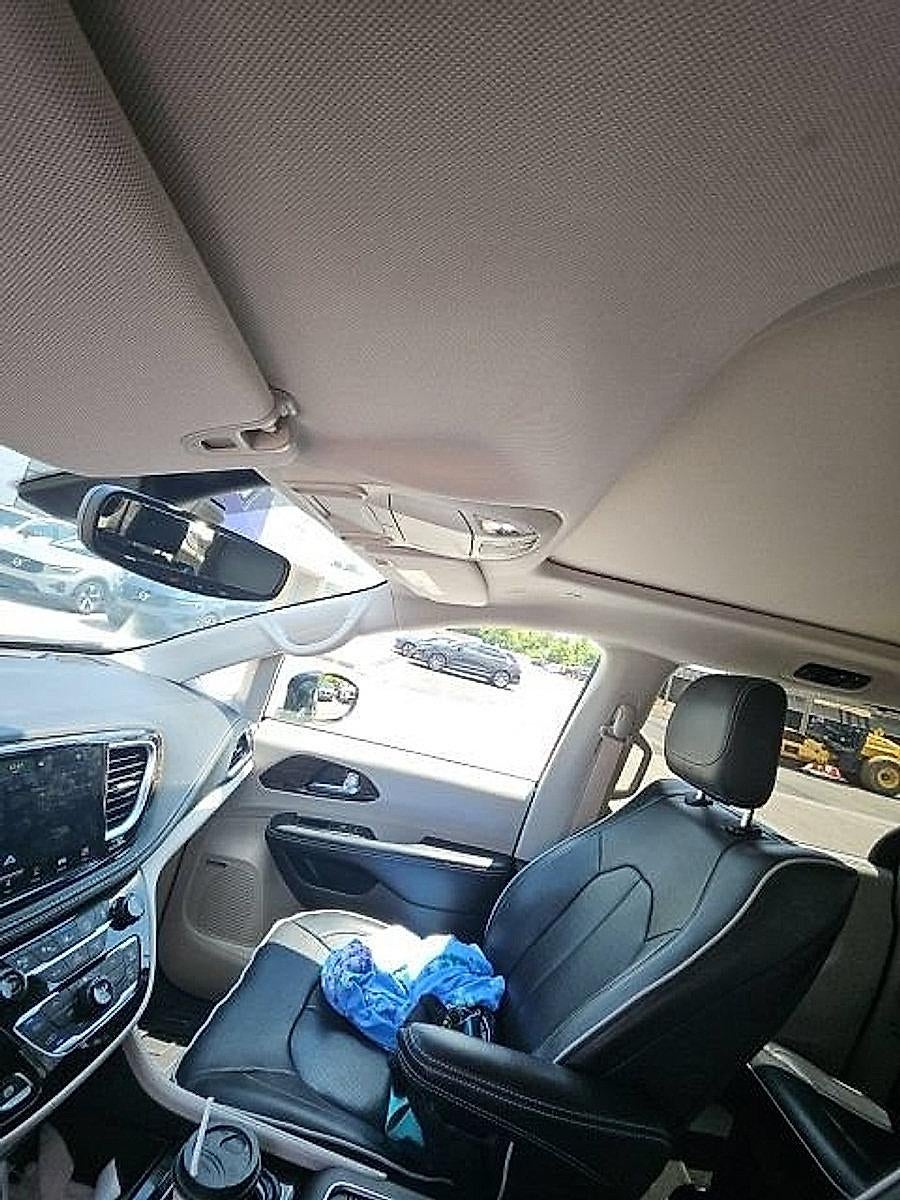 2022 Chrysler Pacifica Limited AWD
