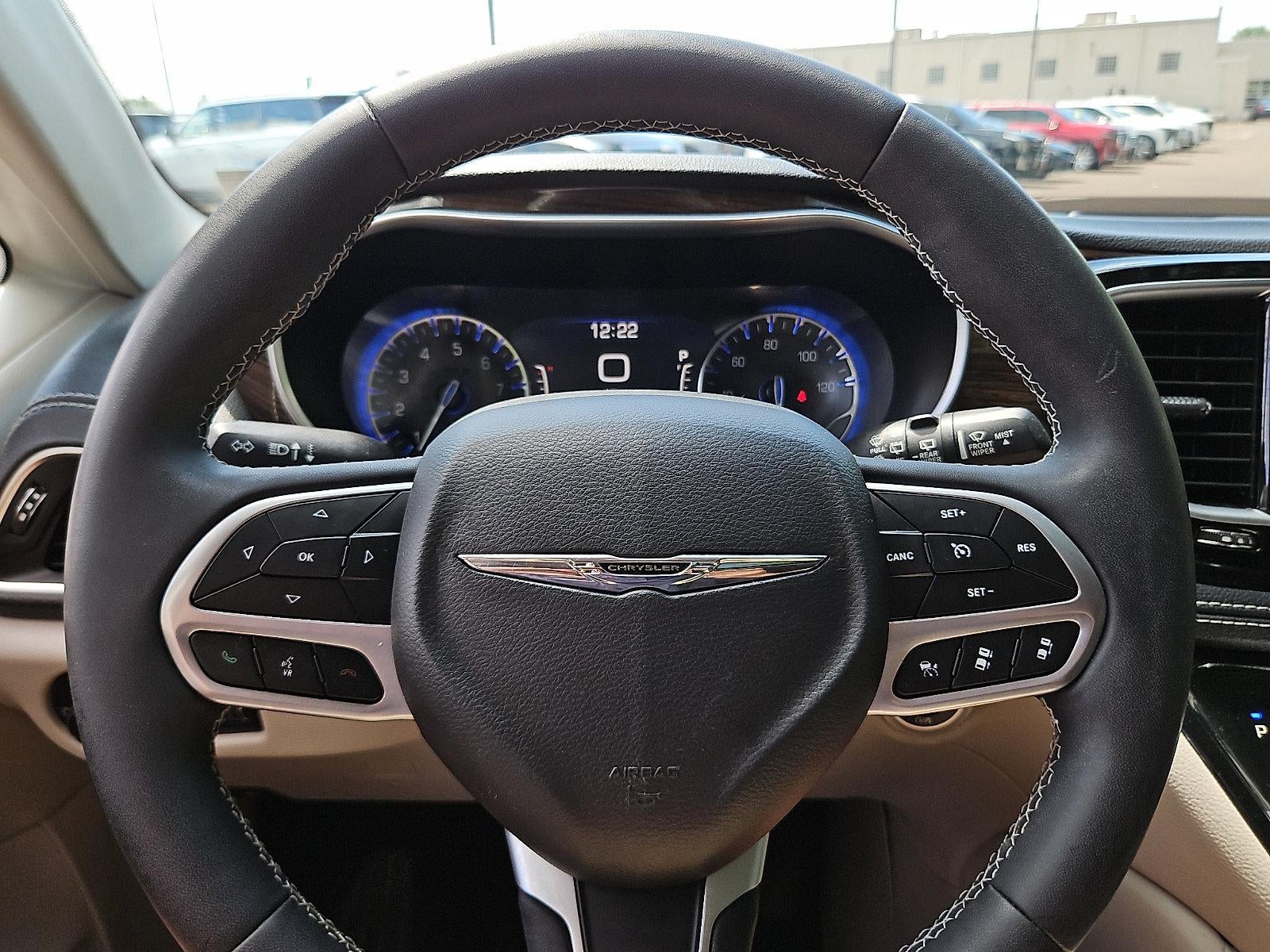 2022 Chrysler Pacifica Limited AWD