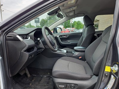2021 Toyota RAV4 XLE AWD (Natl)