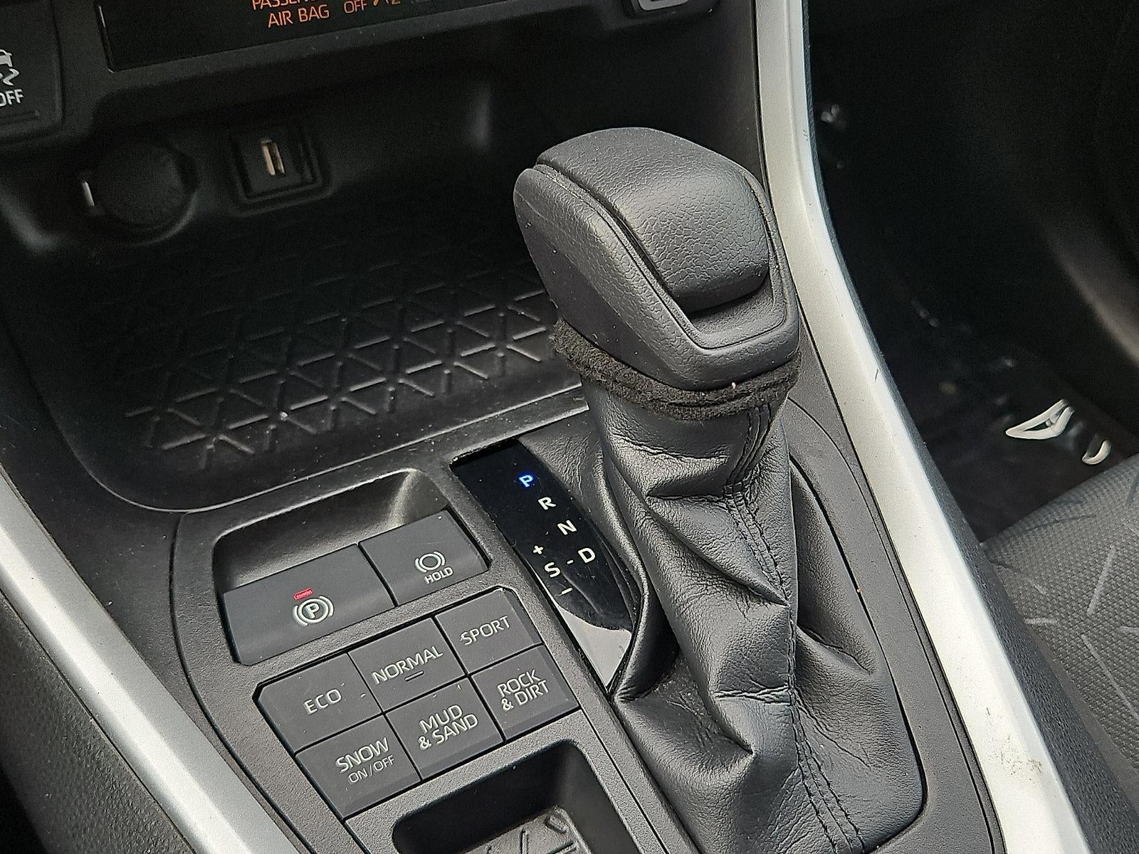 2021 Toyota RAV4 XLE AWD (Natl)
