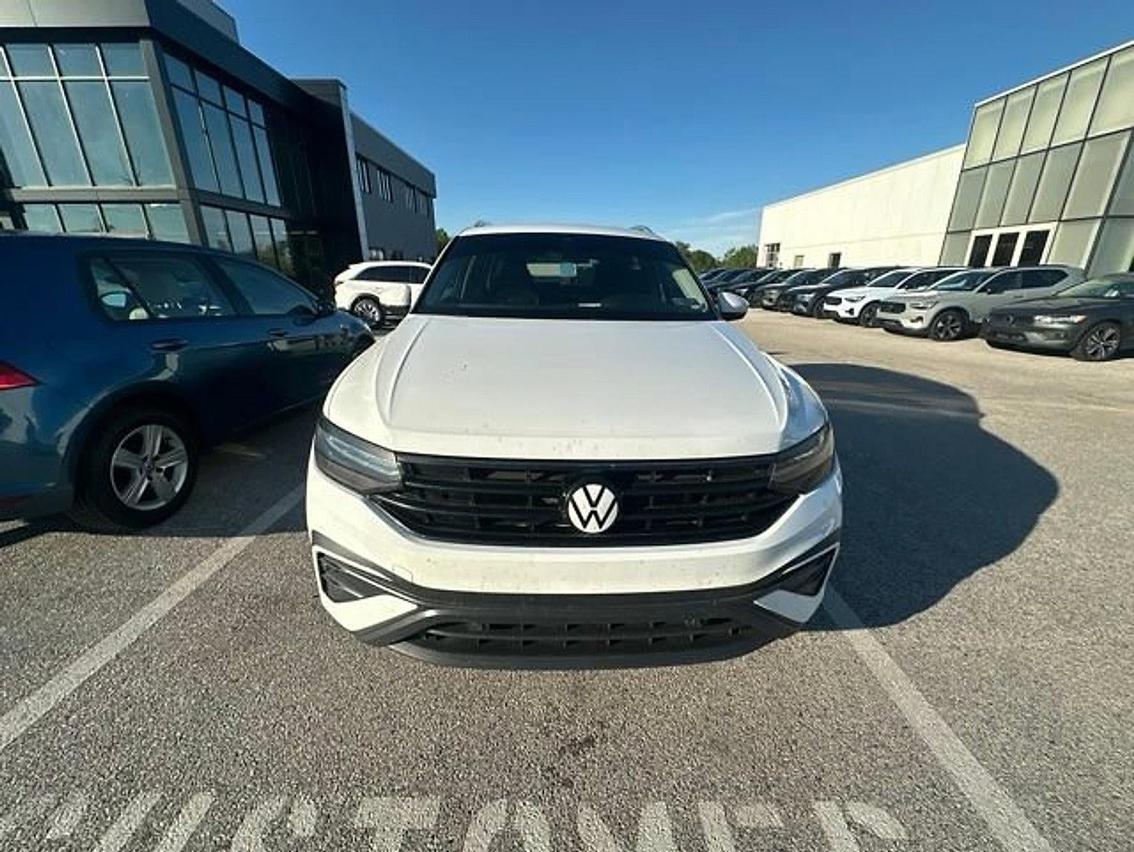 2022 Volkswagen Tiguan 2.0T SE FWD