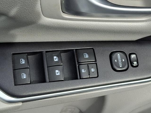 2015 Toyota Camry 4dr Sdn I4 Auto LE (SE)
