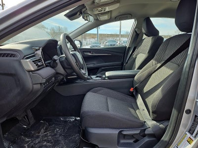 2025 Toyota Camry LE AWD (Natl)