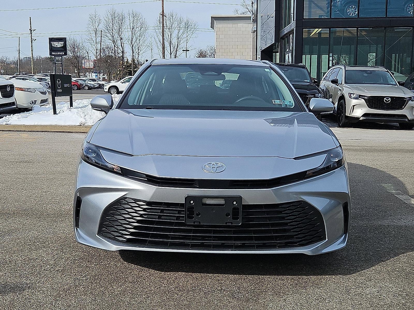 2025 Toyota Camry LE AWD (Natl)