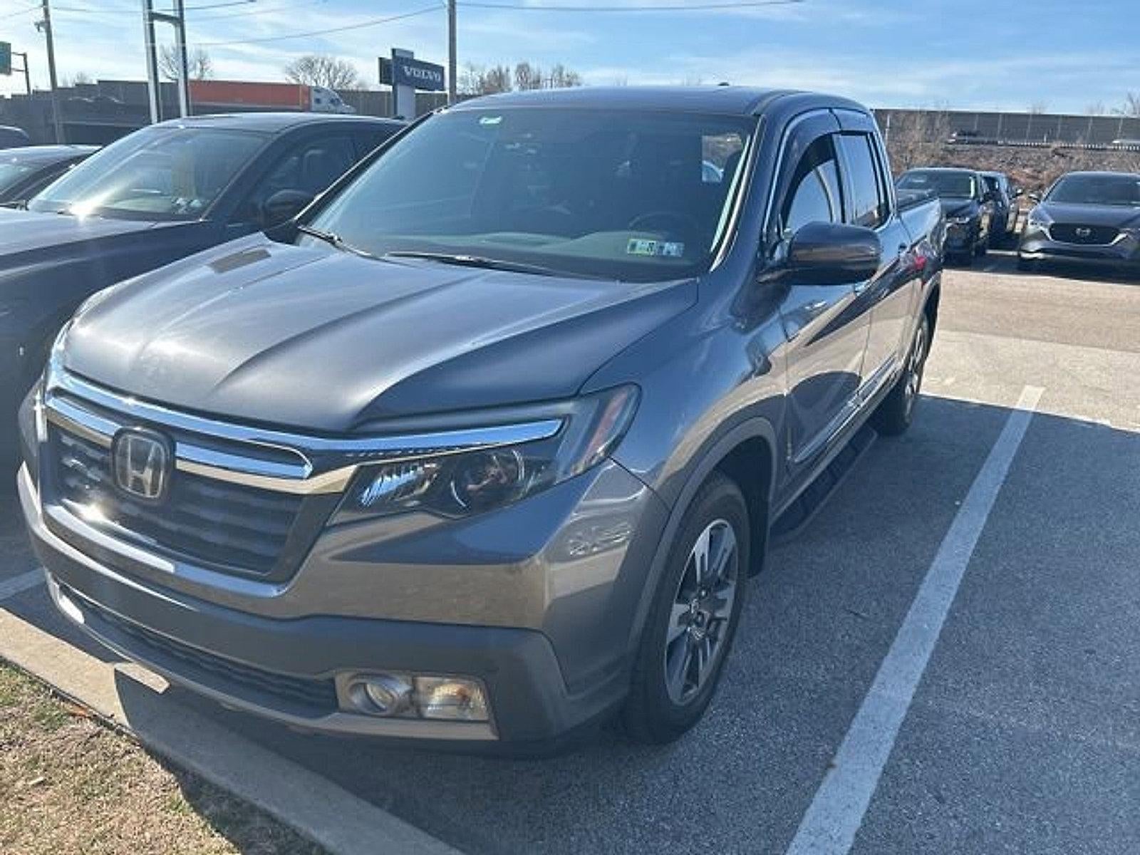 2017 Honda Ridgeline RTL-E 4x4 Crew Cab 5.3' Bed