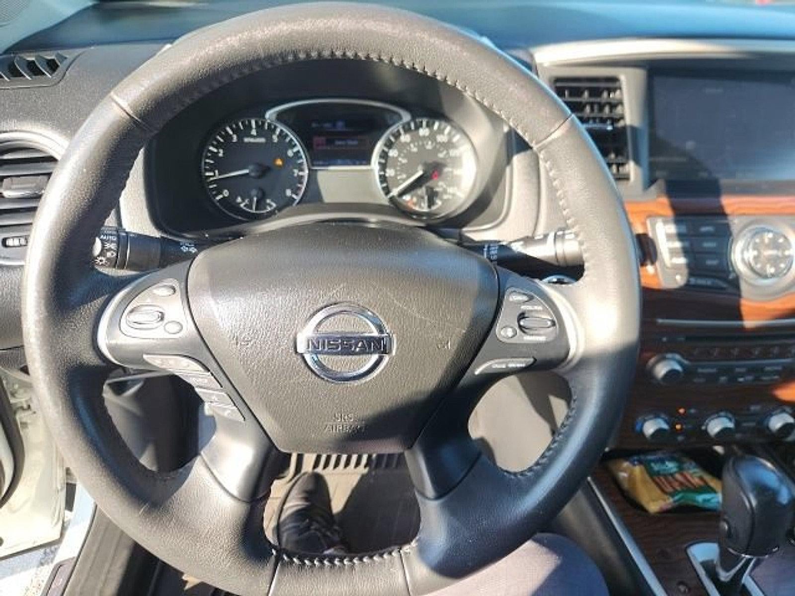 2017 Nissan Pathfinder 4x4 Platinum