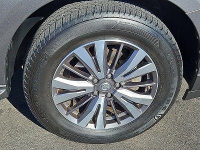 2019 Nissan Pathfinder 4x4 SV