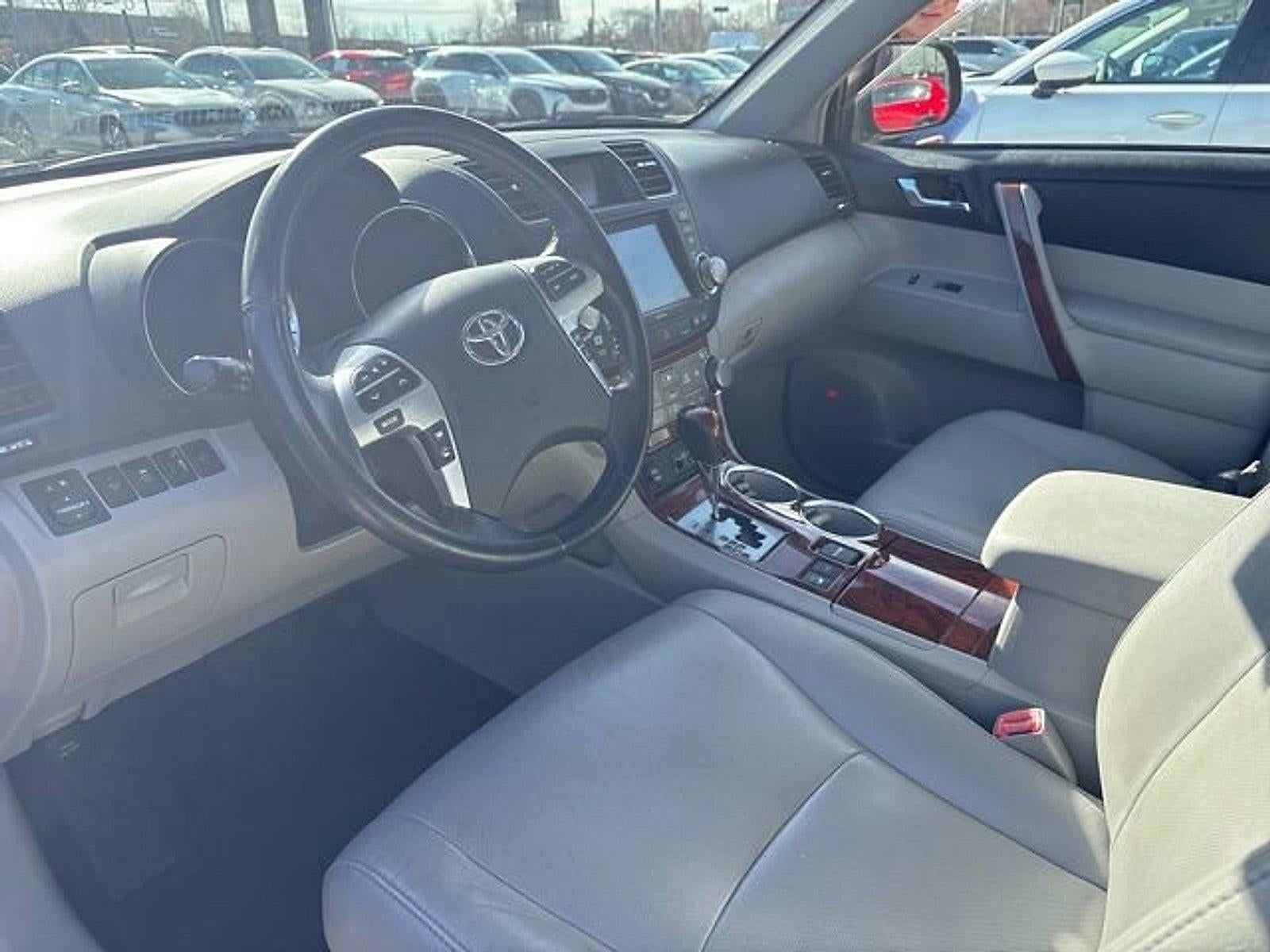 2012 Toyota Highlander 4WD 4dr V6 Limited (Natl)