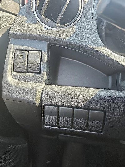 2013 Mazda Mazda5 4dr Wgn Auto Sport