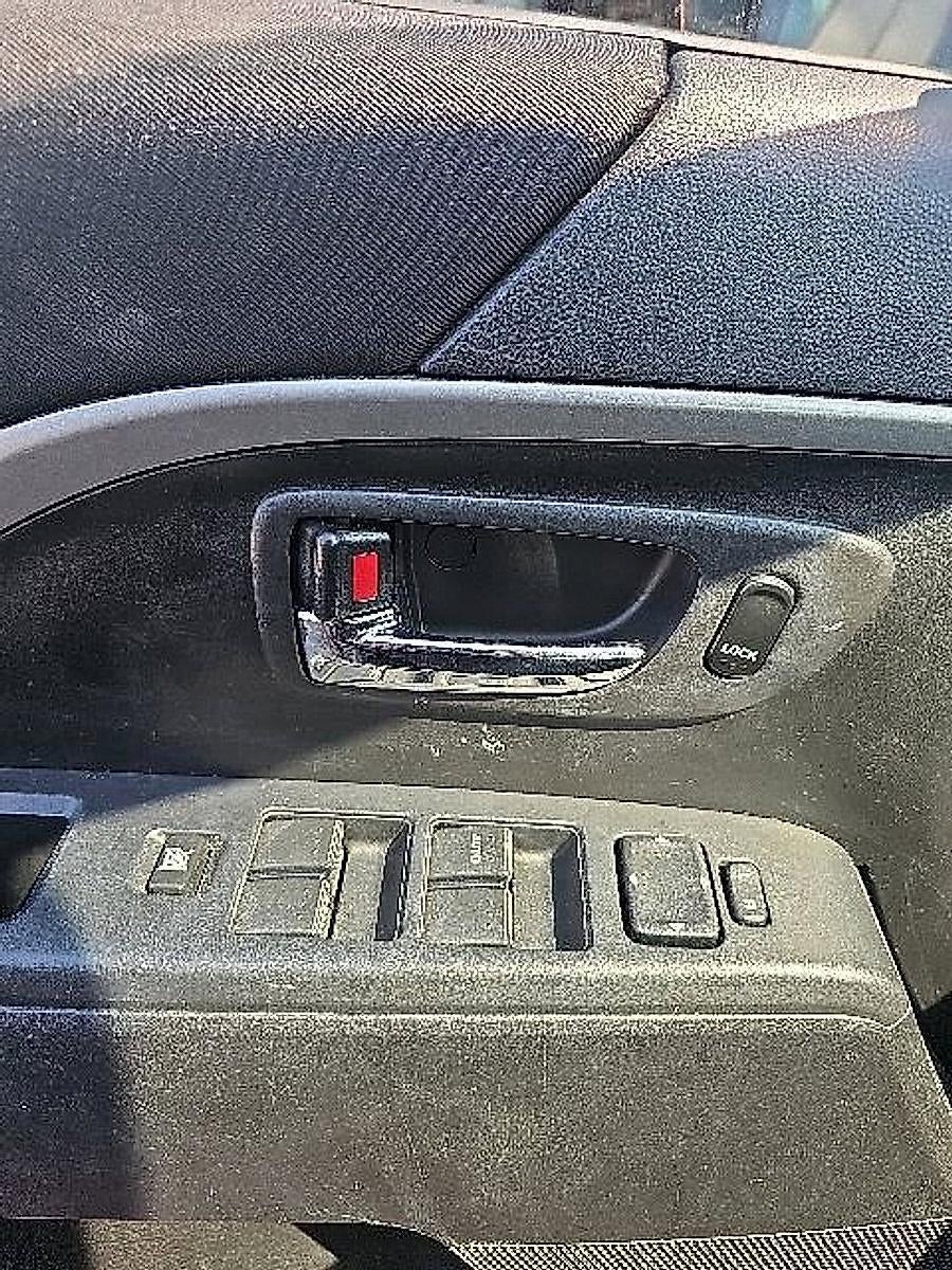 2013 Mazda Mazda5 4dr Wgn Auto Sport